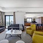 Sfiggos Premium Apartamento *