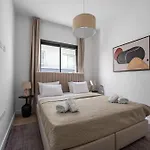 Sfiggos Premium Apartamento *