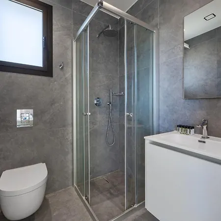 Sfiggos Premium Apartment Limassol